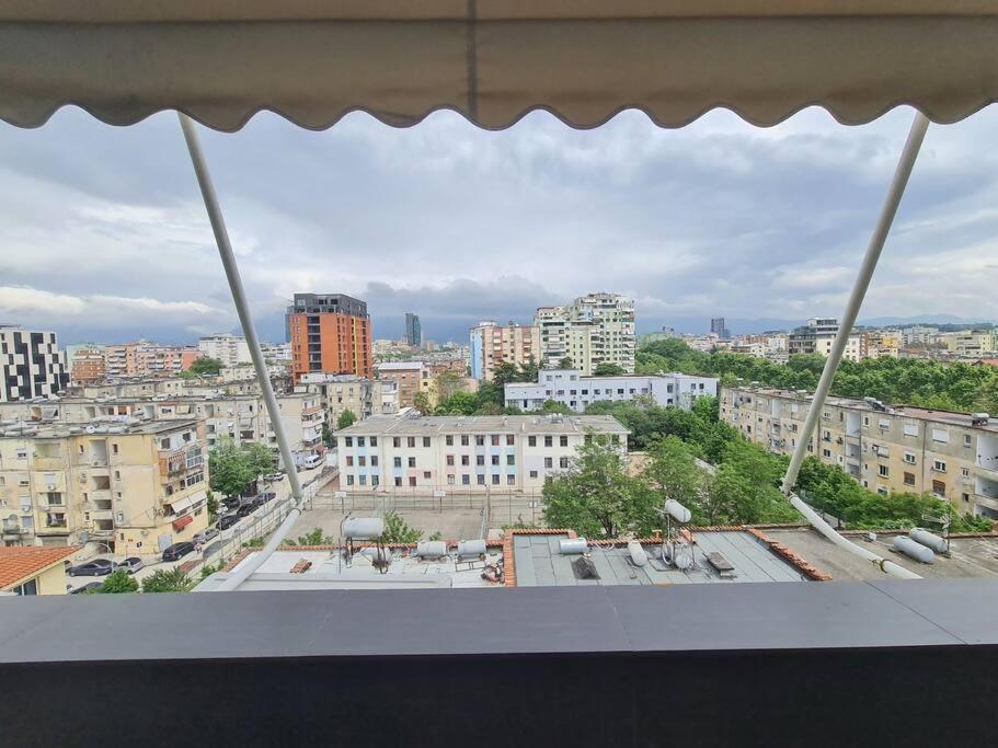 2E Apartment Myslym Shyri 地拉那 外观 照片