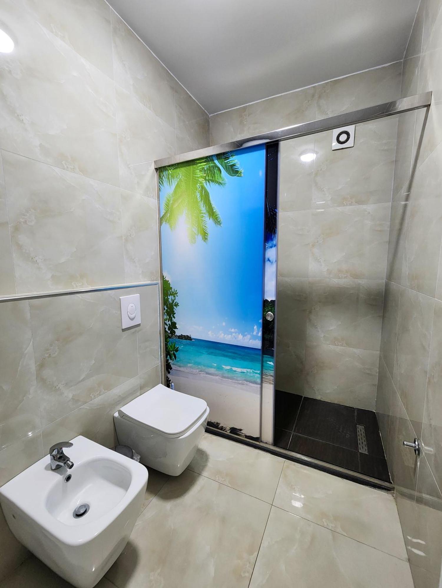 2E Apartment Myslym Shyri 地拉那 外观 照片